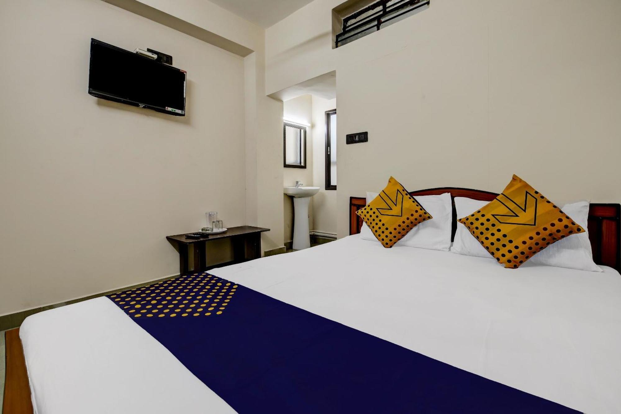Spot On 73621 Srinivasa Boarding And Lodging Jālahalli المظهر الخارجي الصورة